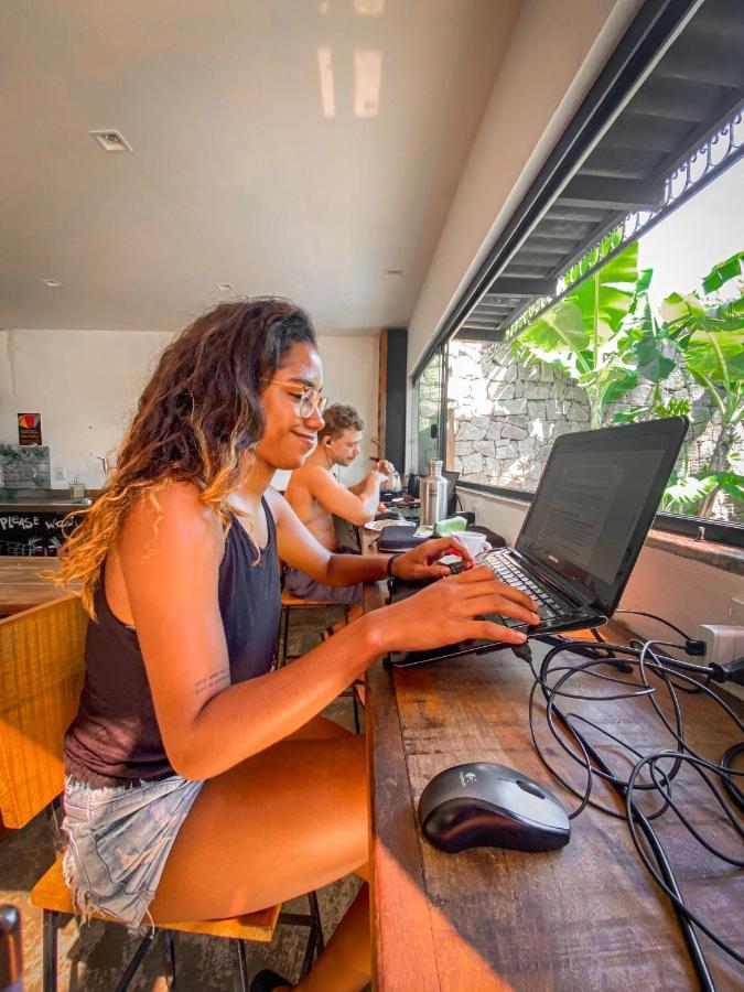 The Search House Hostel Florianópolis Εξωτερικό φωτογραφία