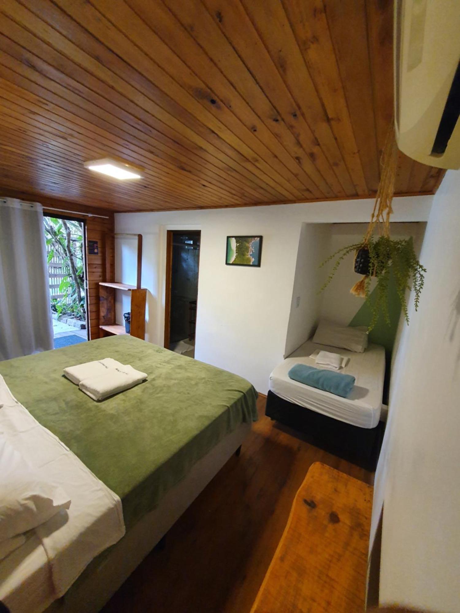 The Search House Hostel Florianópolis Εξωτερικό φωτογραφία