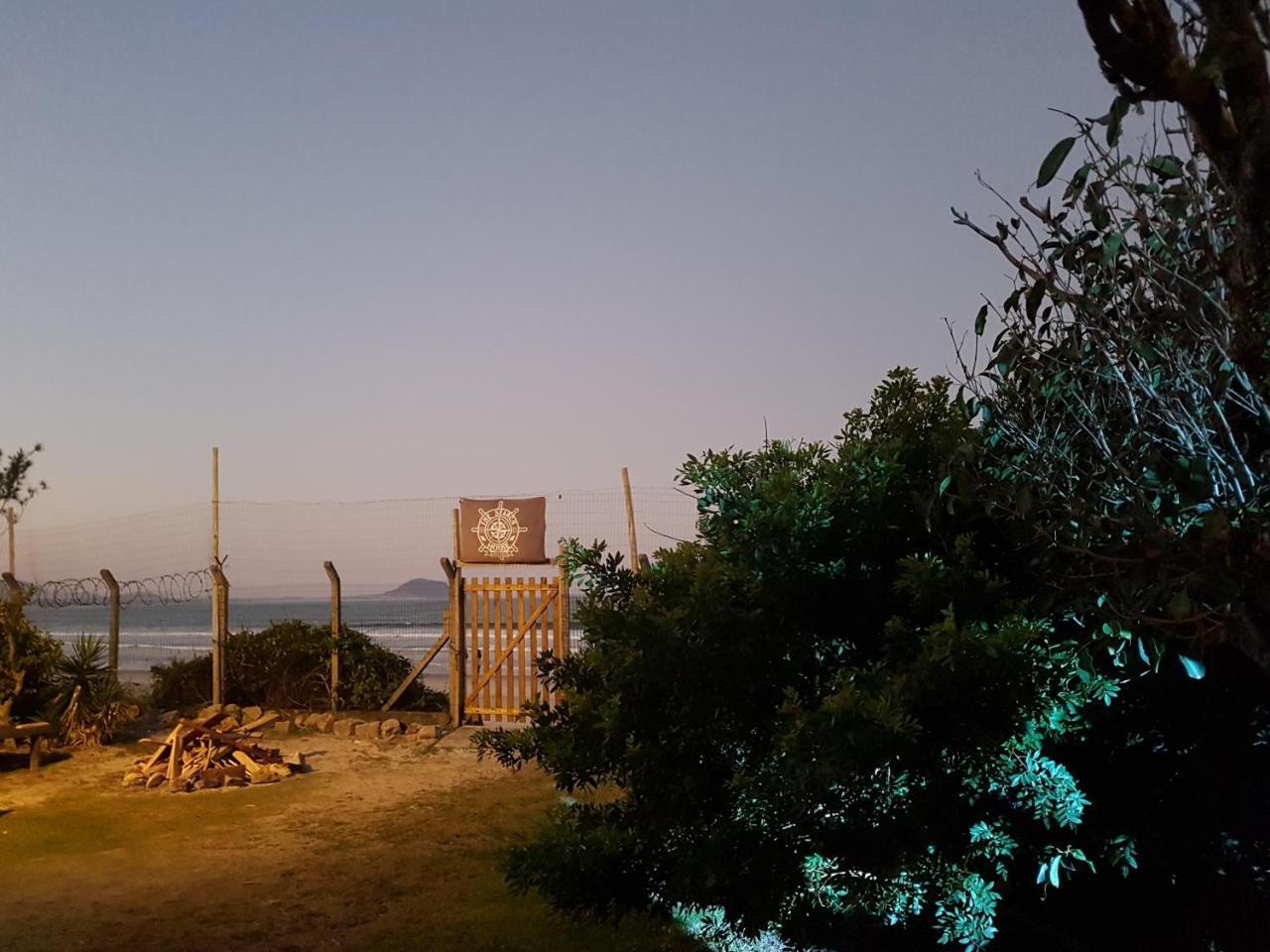 The Search House Hostel Florianópolis Εξωτερικό φωτογραφία